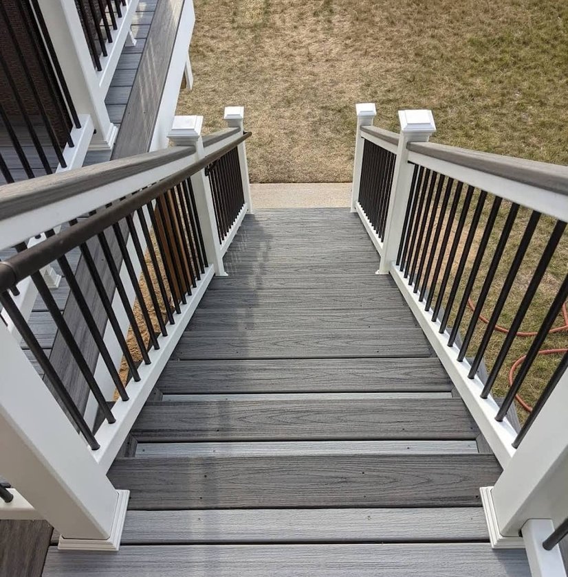 deck stair railing